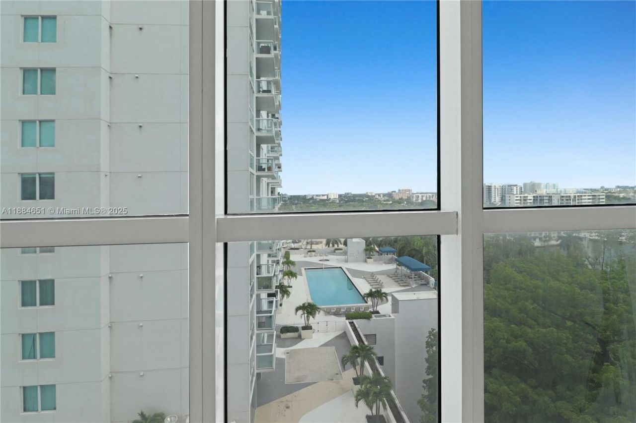 1871 NW S River Dr, Unit 1205, Miami, FL 33125 Photo