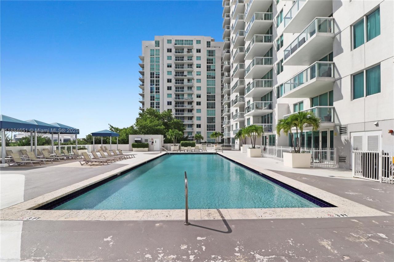 1871 NW S River Dr, Unit 1205, Miami, FL 33125 Photo