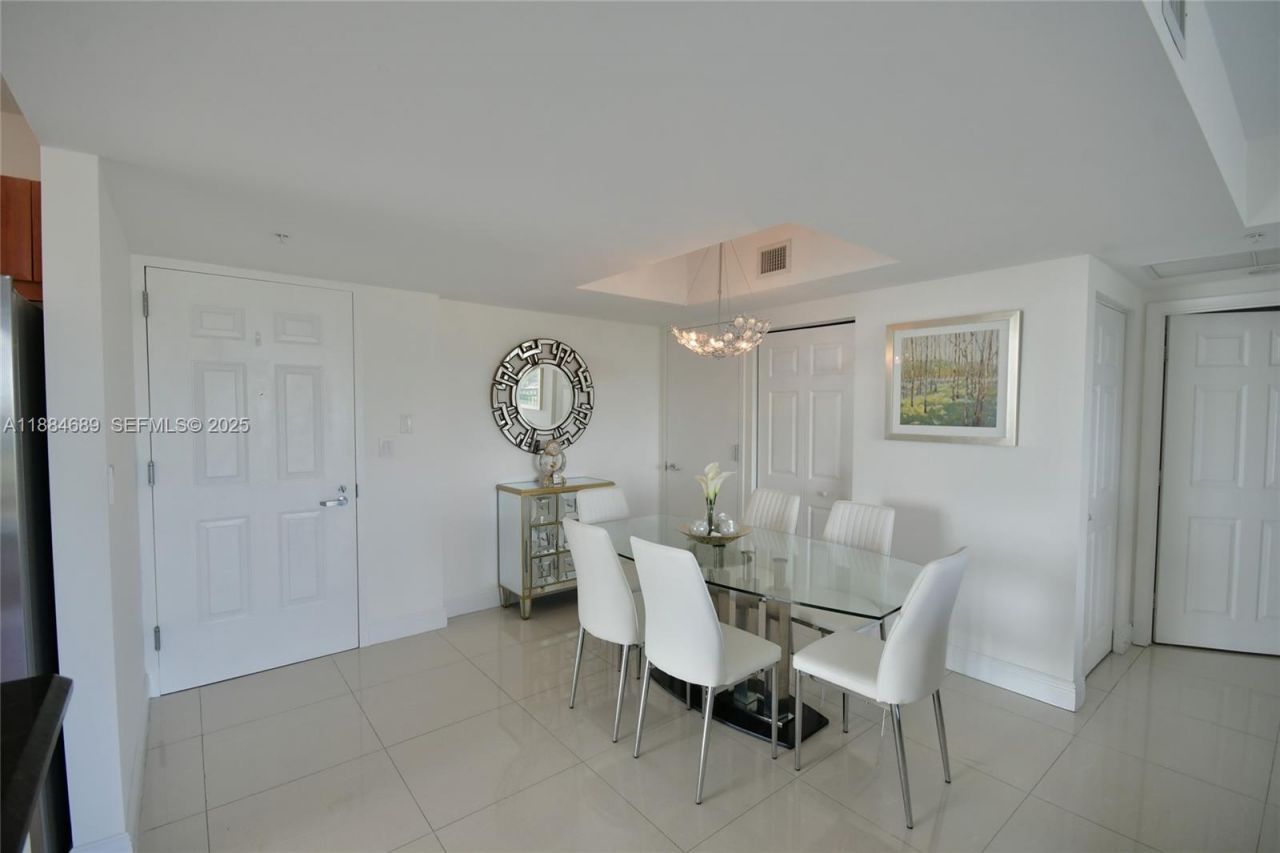 3232 SW 22nd Ter, Unit 1502, Miami, FL 33145 Photo