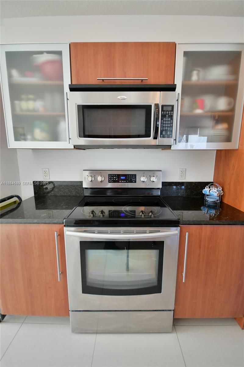 3232 SW 22nd Ter, Unit 1502, Miami, FL 33145 Photo