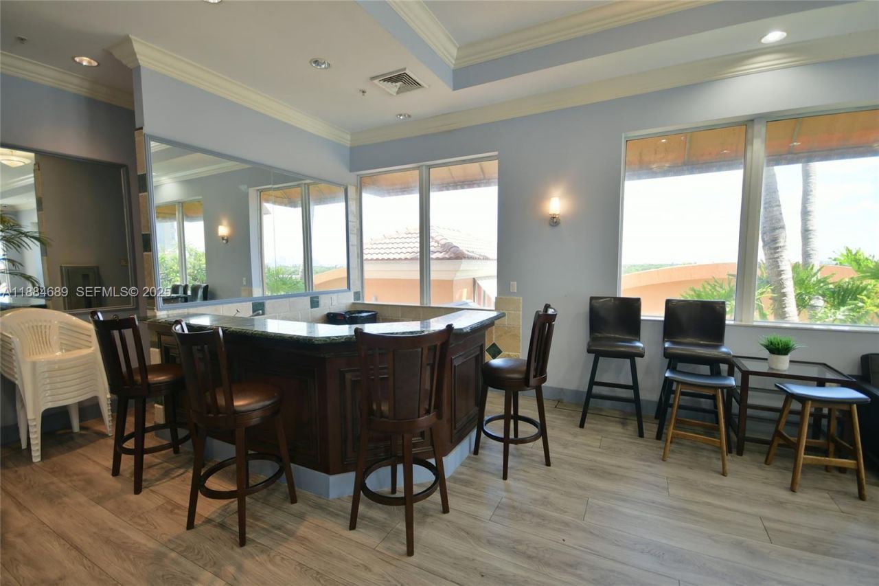 3232 SW 22nd Ter, Unit 1502, Miami, FL 33145 Photo