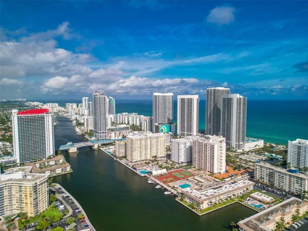 1865 S Ocean Dr, Unit 16B, Hallandale Beach, FL 33009