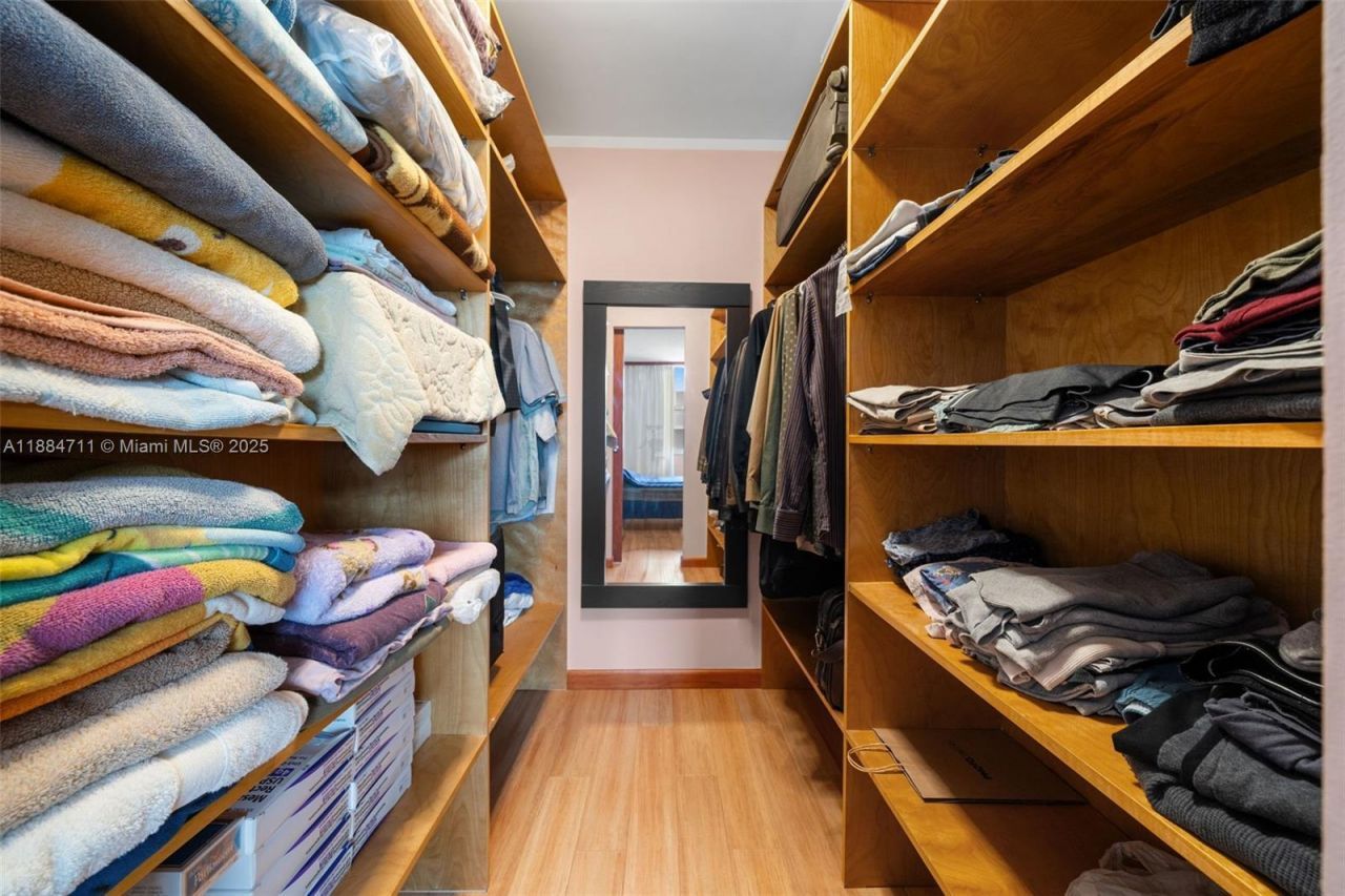 1865 S Ocean Dr, Unit 16B, Hallandale Beach, FL 33009 Photo