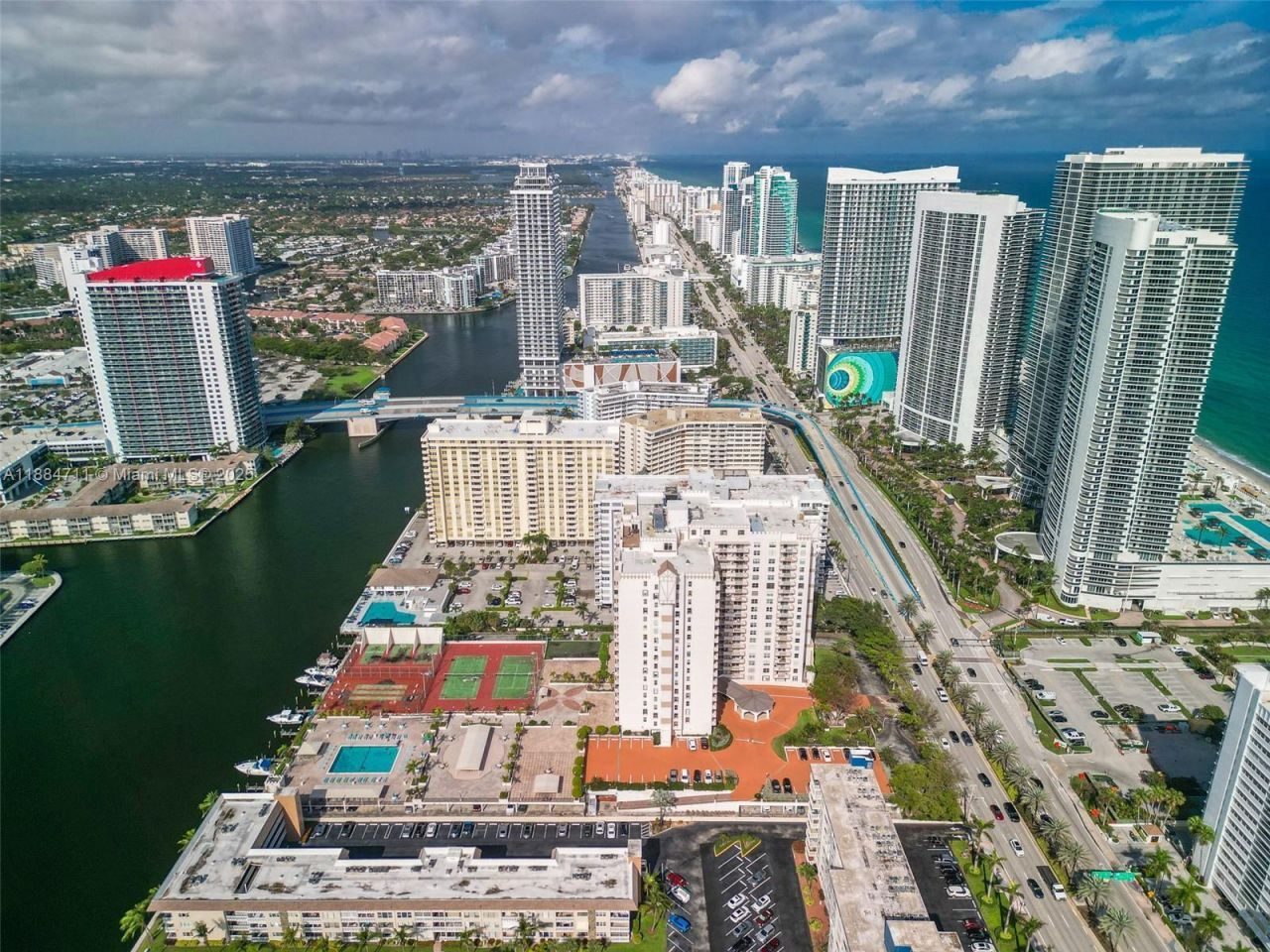 1865 S Ocean Dr, Unit 16B, Hallandale Beach, FL 33009 Photo