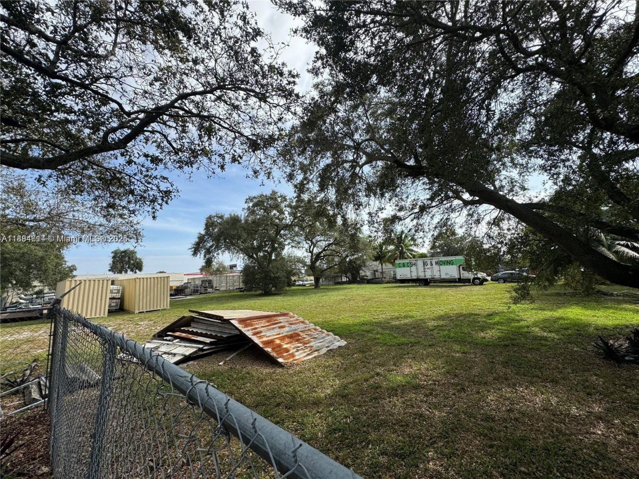 2870 Stirling Rd, Hollywood, FL 33020 Photo