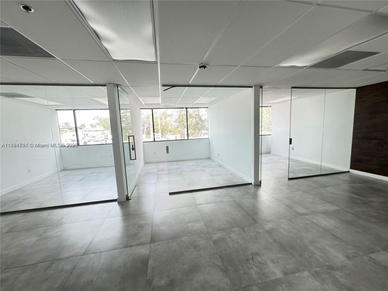 2870 Stirling Rd, Hollywood, FL 33020 Photo