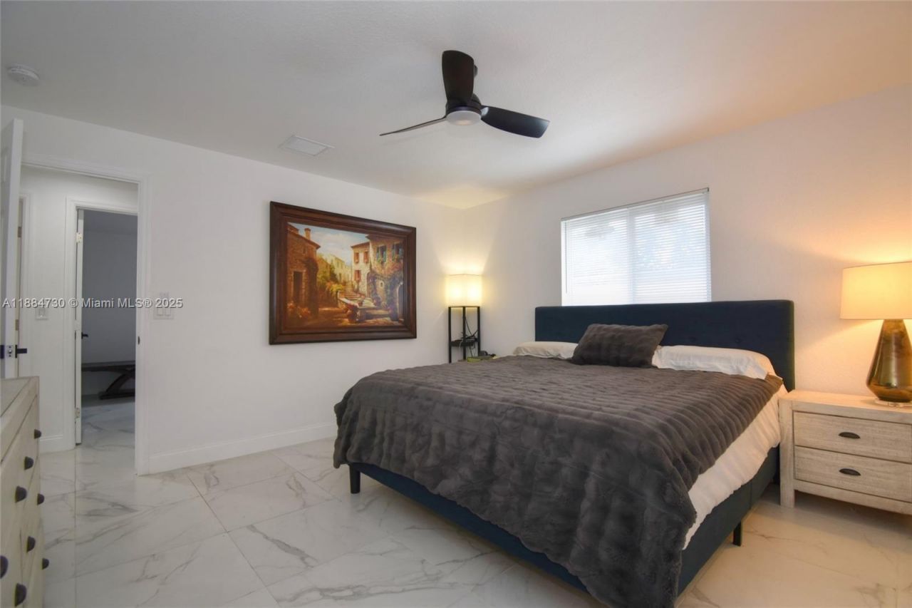 830 NW 19th Ter, Fort Lauderdale, FL 33311 Photo