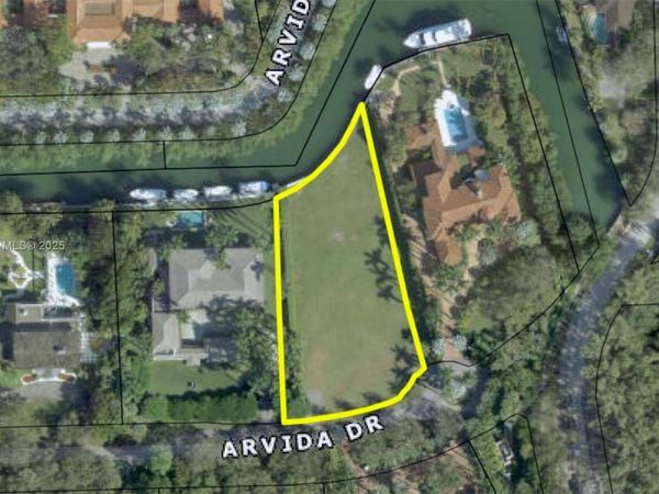 9175 Arvida Dr, Coral Gables, FL 33156