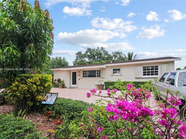 15745 SW 303rd Ter, Homestead, FL 33033