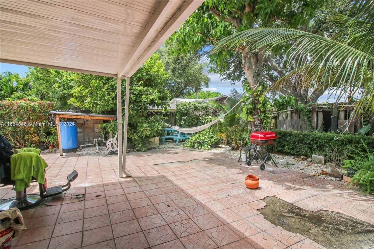 15745 SW 303rd Ter, Homestead, FL 33033 Photo