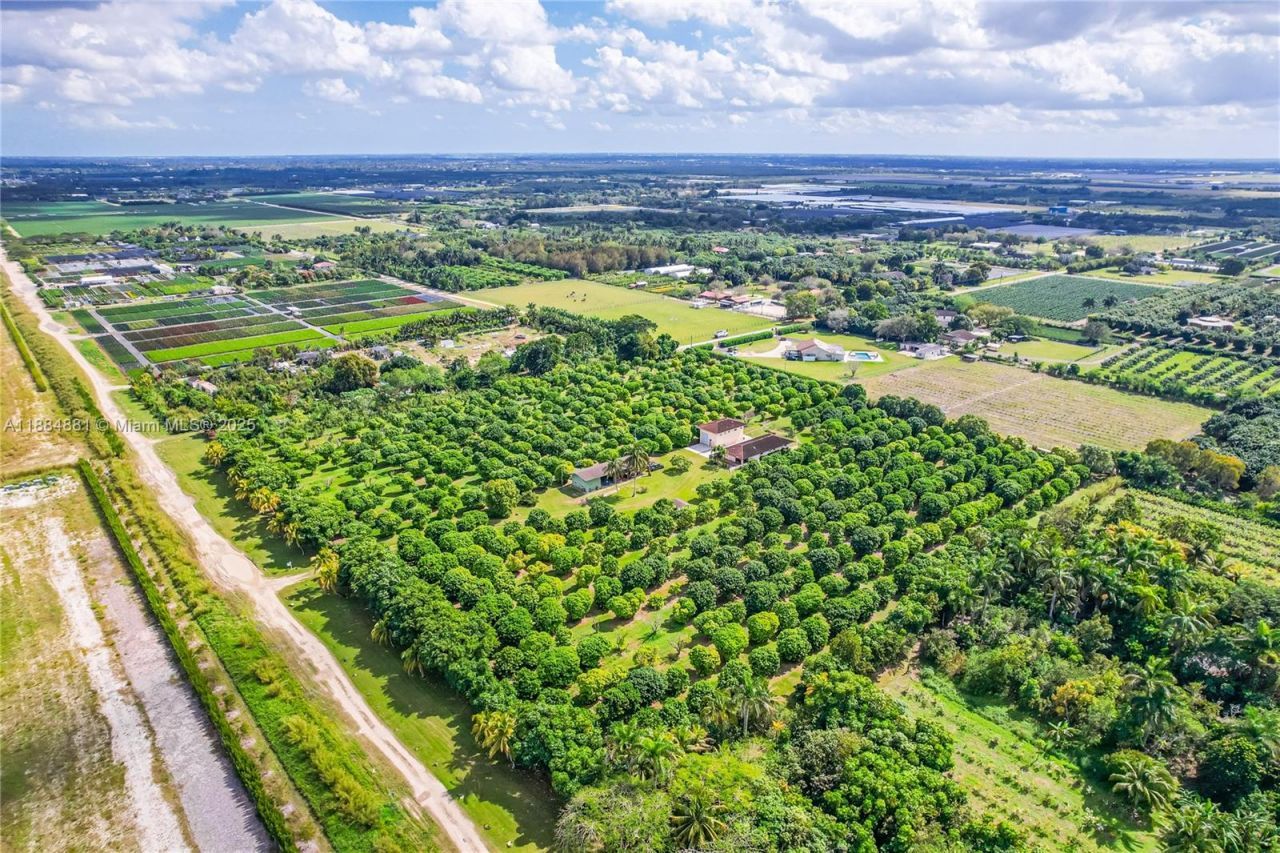 22220 SW 248th St, Homestead, FL 33031 Photo