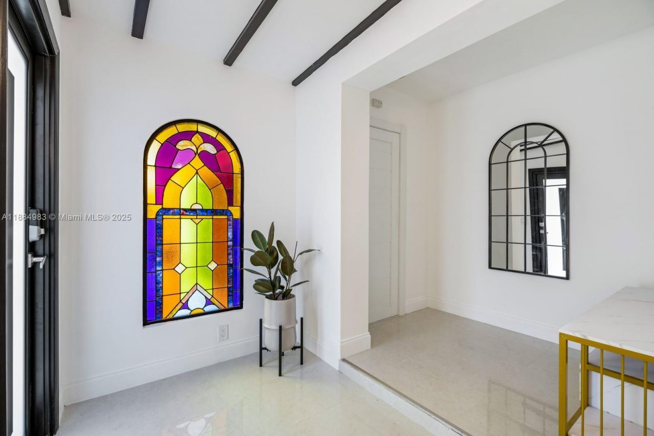 2830 NE 56 Ct, Fort Lauderdale, FL 33308 Photo