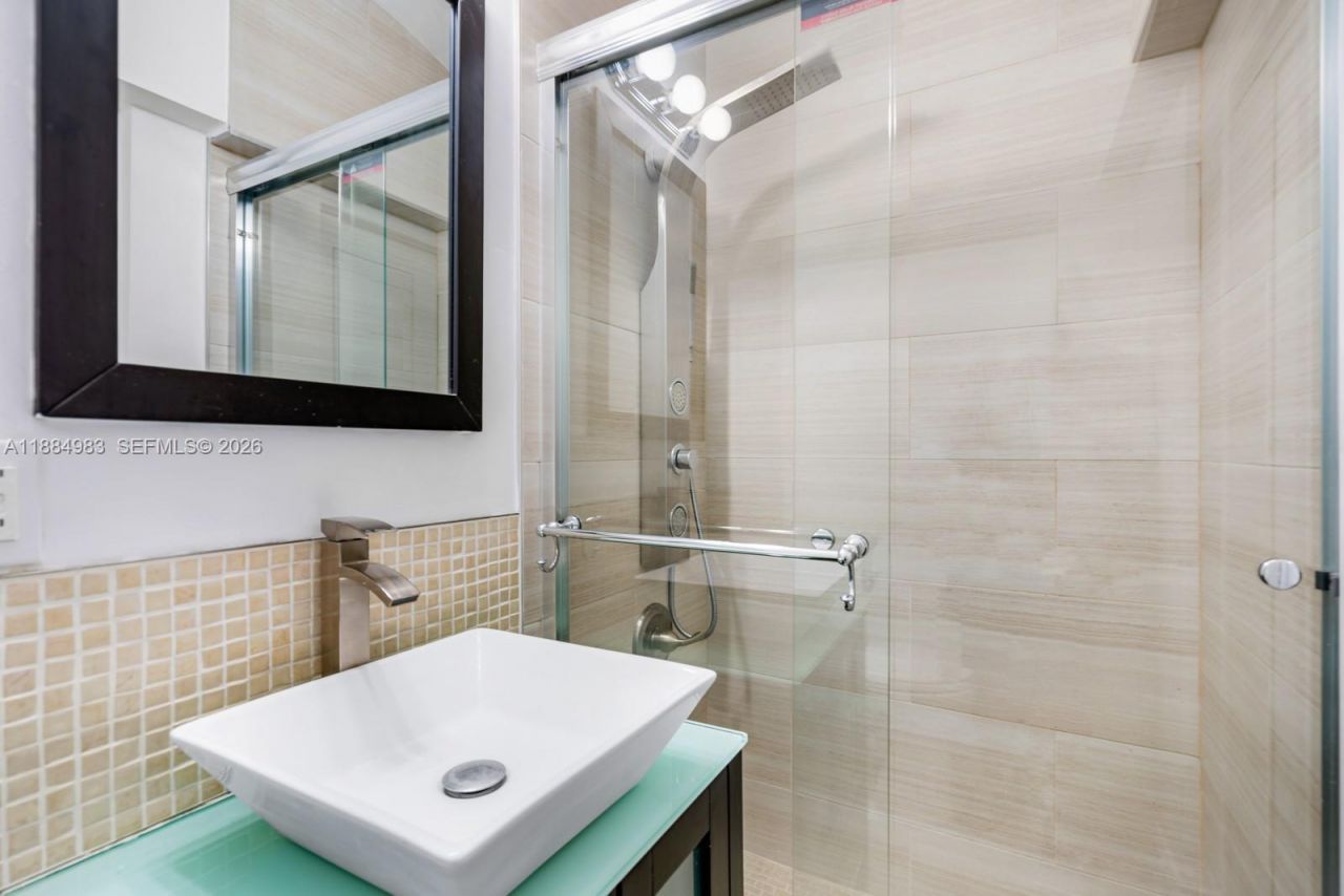 2830 NE 56 Ct, Fort Lauderdale, FL 33308 Photo