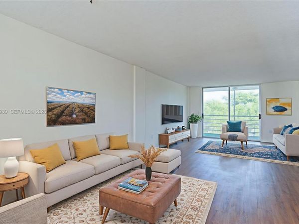 14180 SW 84th St, Unit 407-G, Miami, FL 33183