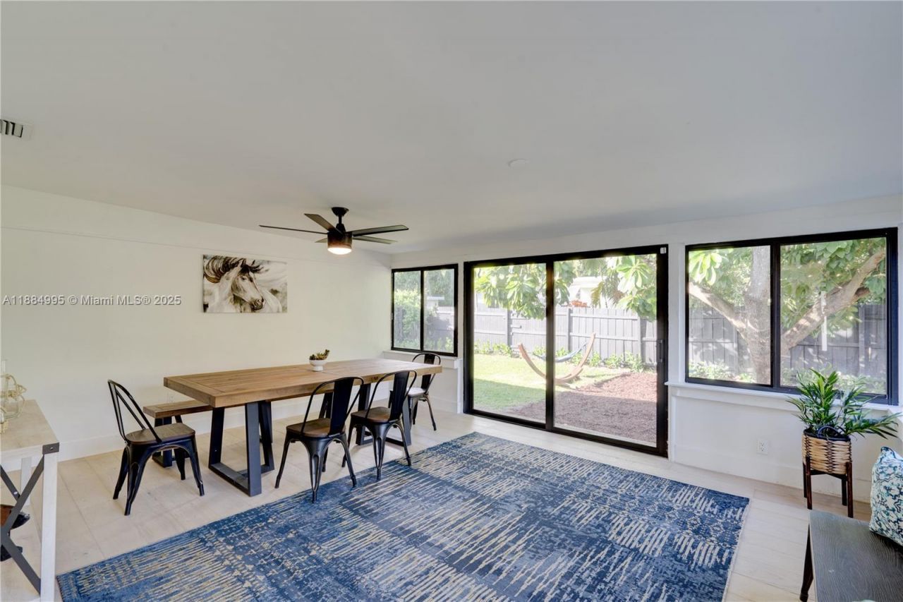 347 NE 110th St, Miami, FL 33161 Photo