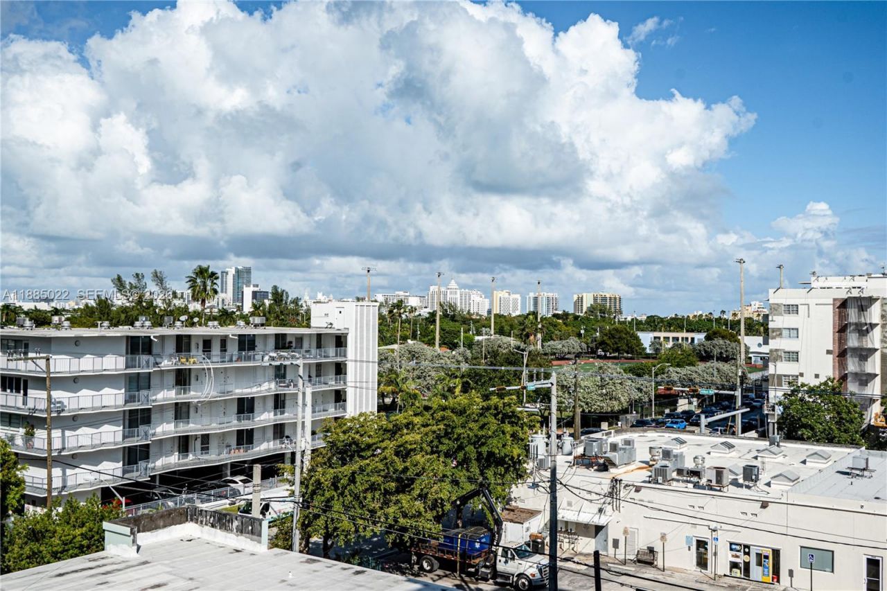 1035 West Ave, Unit 602, Miami Beach, FL 33139 Photo