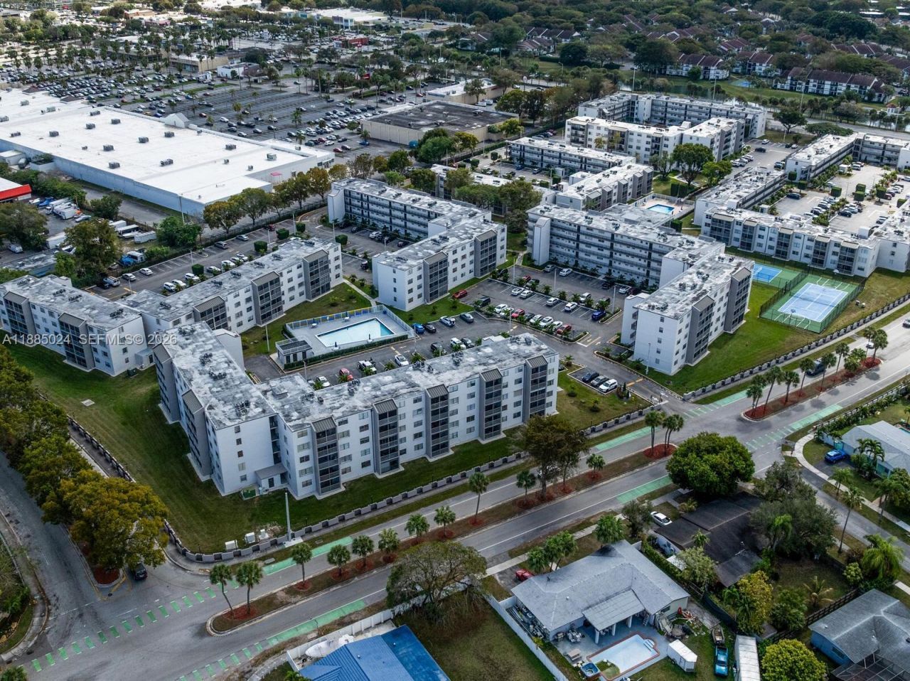 14180 SW 84th St, Unit 407-G, Miami, FL 33183 Photo