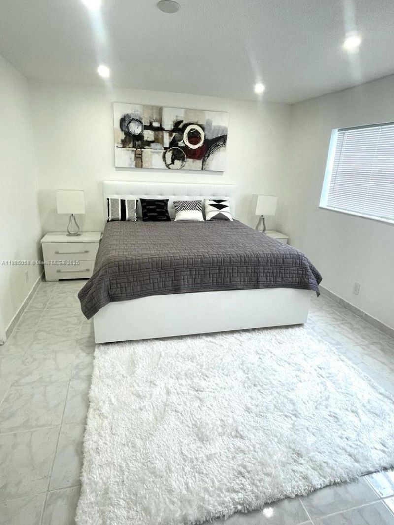 5051 W Oakland Park Blvd, Unit 204, Lauderdale Lakes, FL 33313 Photo