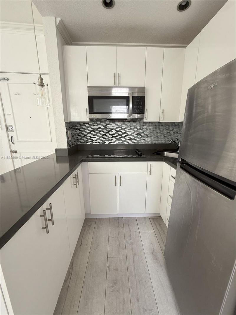 119 Menores Ave, Unit 11, Coral Gables, FL 33134 Photo