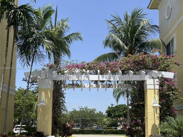 150 NE 15th Ave, Unit 144, Fort Lauderdale, FL 33301