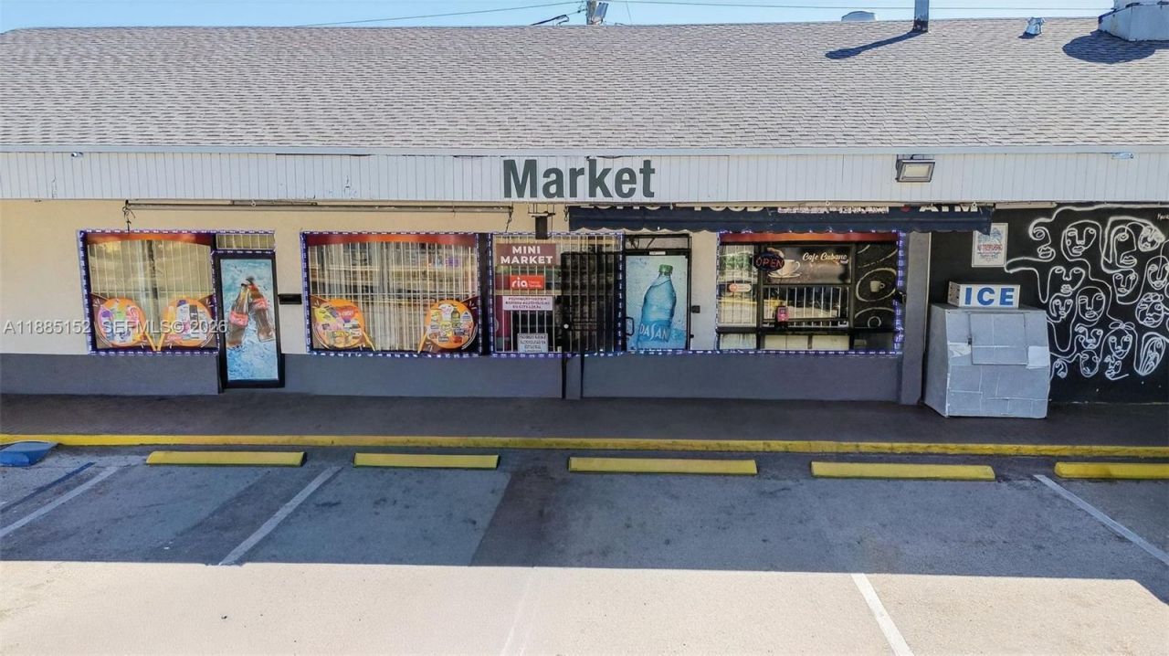 Convenience Store For Sale In Miami, Miami, FL 33135 Photo