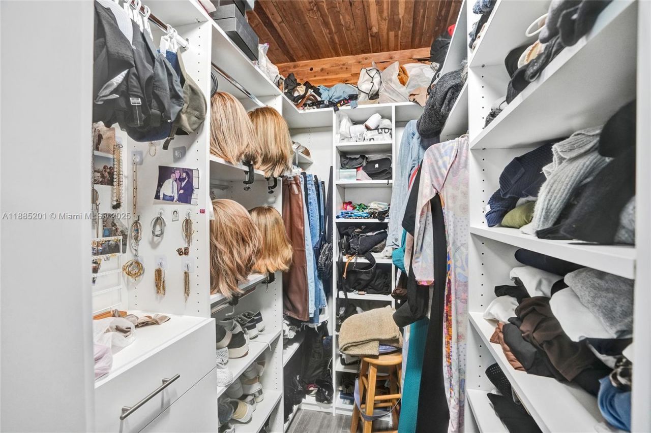 3784 Sheridan Ave, Miami Beach, FL 33140 Photo