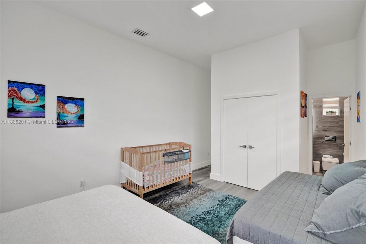 3784 Sheridan Ave, Miami Beach, FL 33140 Photo