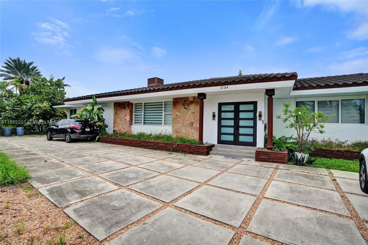 3784 Sheridan Ave, Miami Beach, FL 33140 Photo