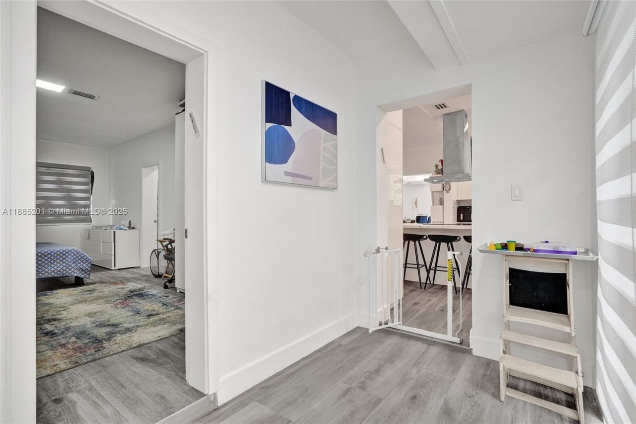 3784 Sheridan Ave, Miami Beach, FL 33140 Photo