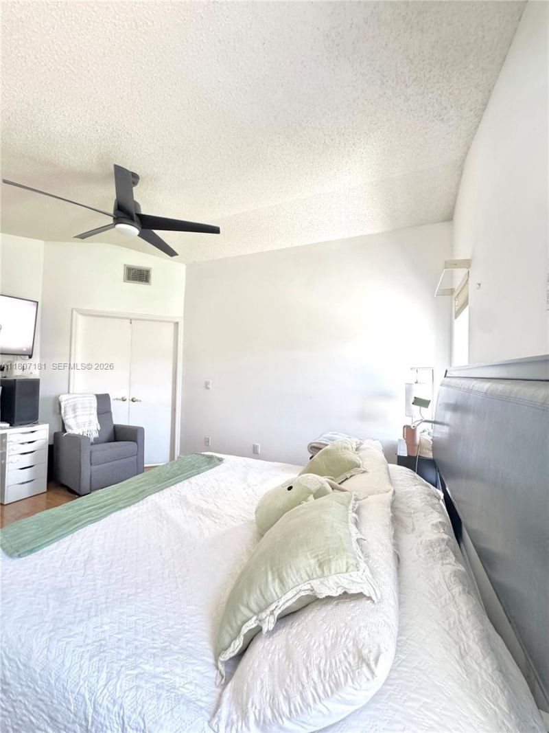 15421 SW 158th St, Miami, FL 33187 Photo