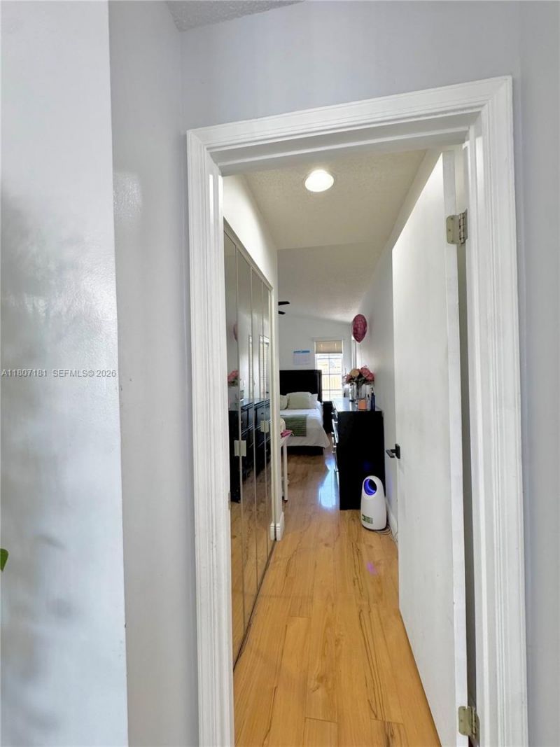 15421 SW 158th St, Miami, FL 33187 Photo