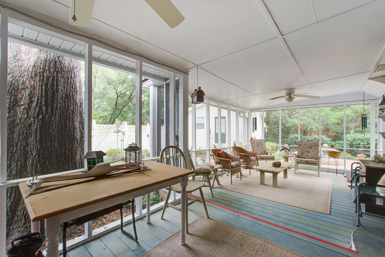 344 Lantana Drive Photo 10