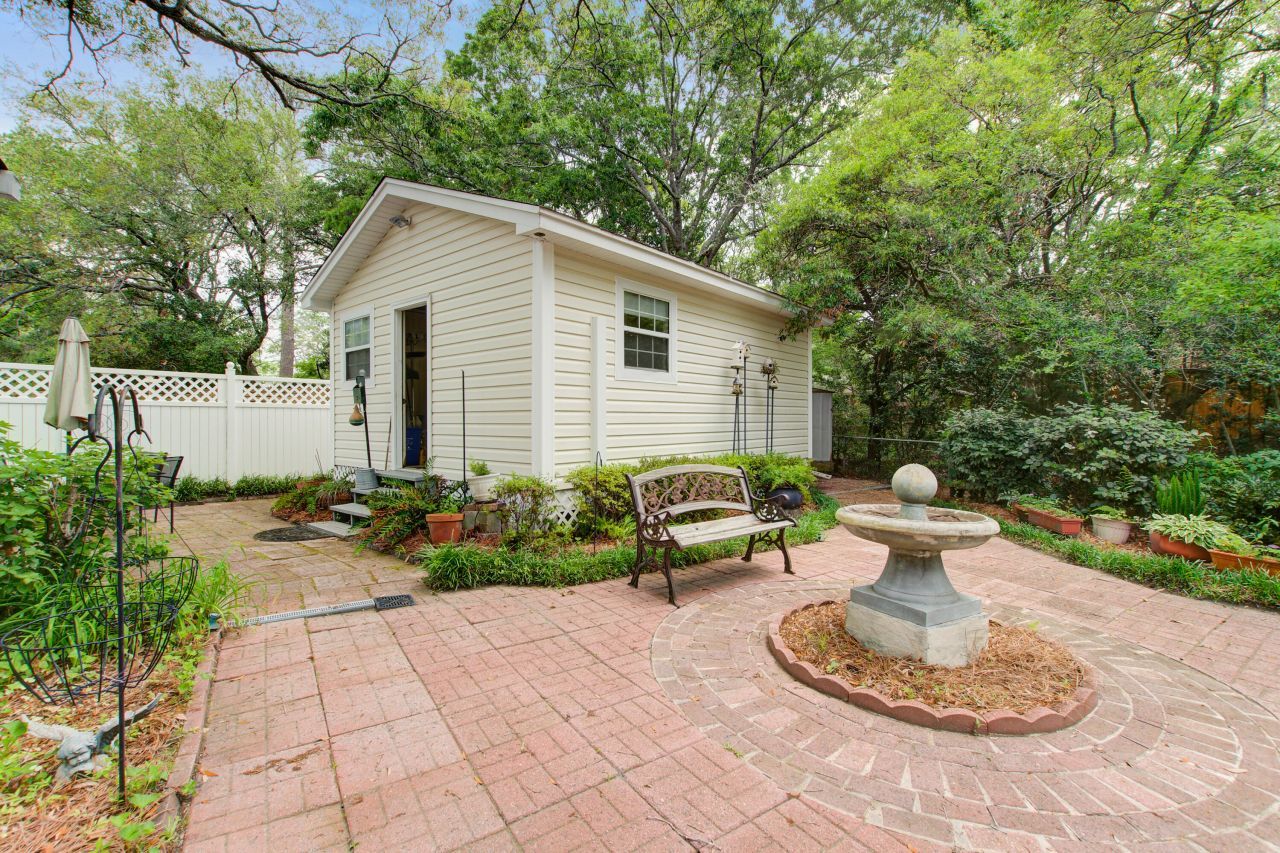 344 Lantana Drive Photo 22