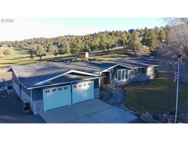 27637 LA COSTA RD, John Day, OR 97845