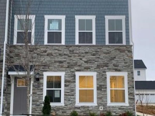 10572 ROUNDSTONE LANE, WHITE PLAINS, MD 20695