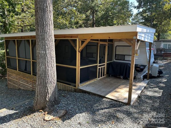 110 Meadowview Circle, New London, NC 28127