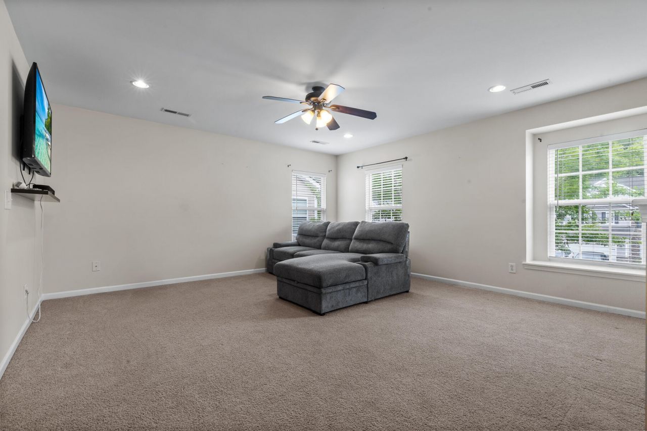 218 Austin Creek Court Photo 31