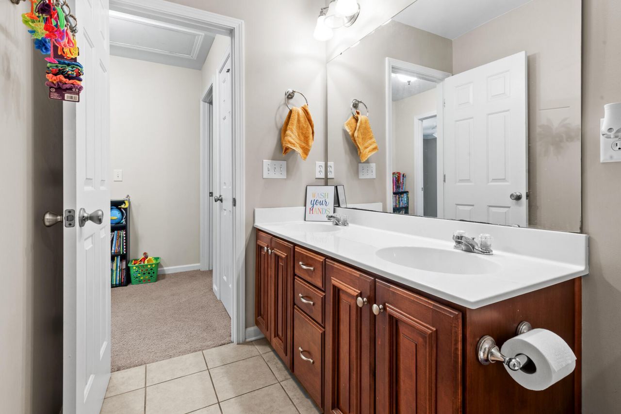 218 Austin Creek Court Photo 36