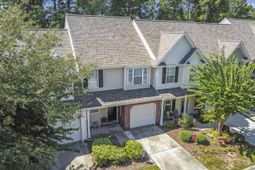 456 Red Rose Blvd. photo 4