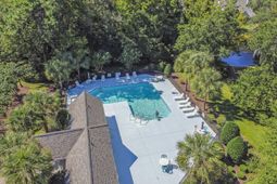 456 Red Rose Blvd. photo 4