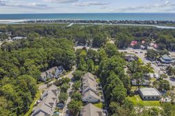 456 Red Rose Blvd. photo 4