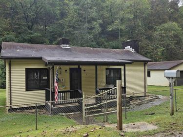 415 Elderberry Road, Coxs Mill, WV 26342
