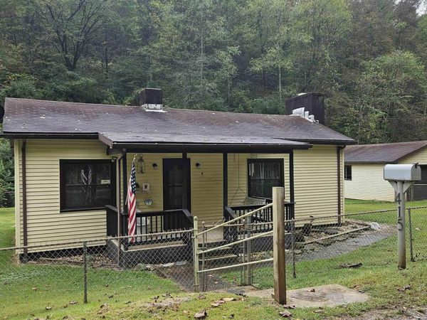 415 Elderberry Road, Coxs Mill, WV 26342
