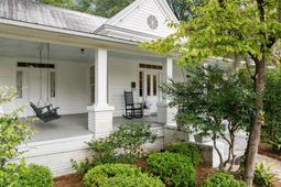 487 Hampton Street photo 4