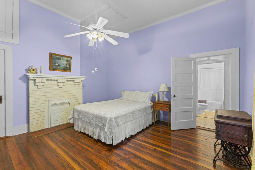 487 Hampton Street Photo 31