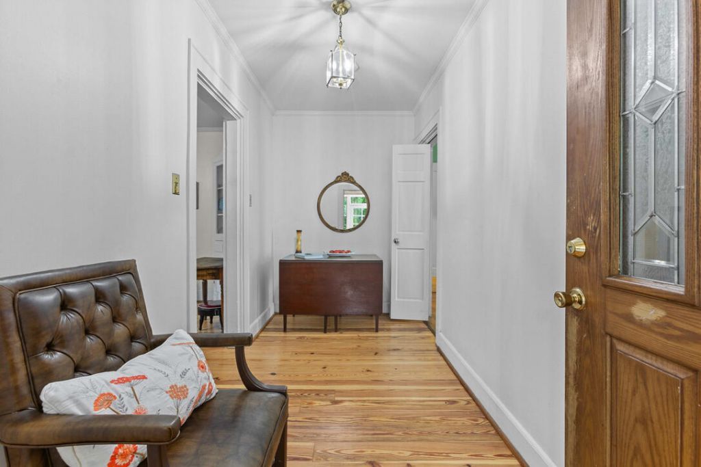 487 Hampton Street Photo 39