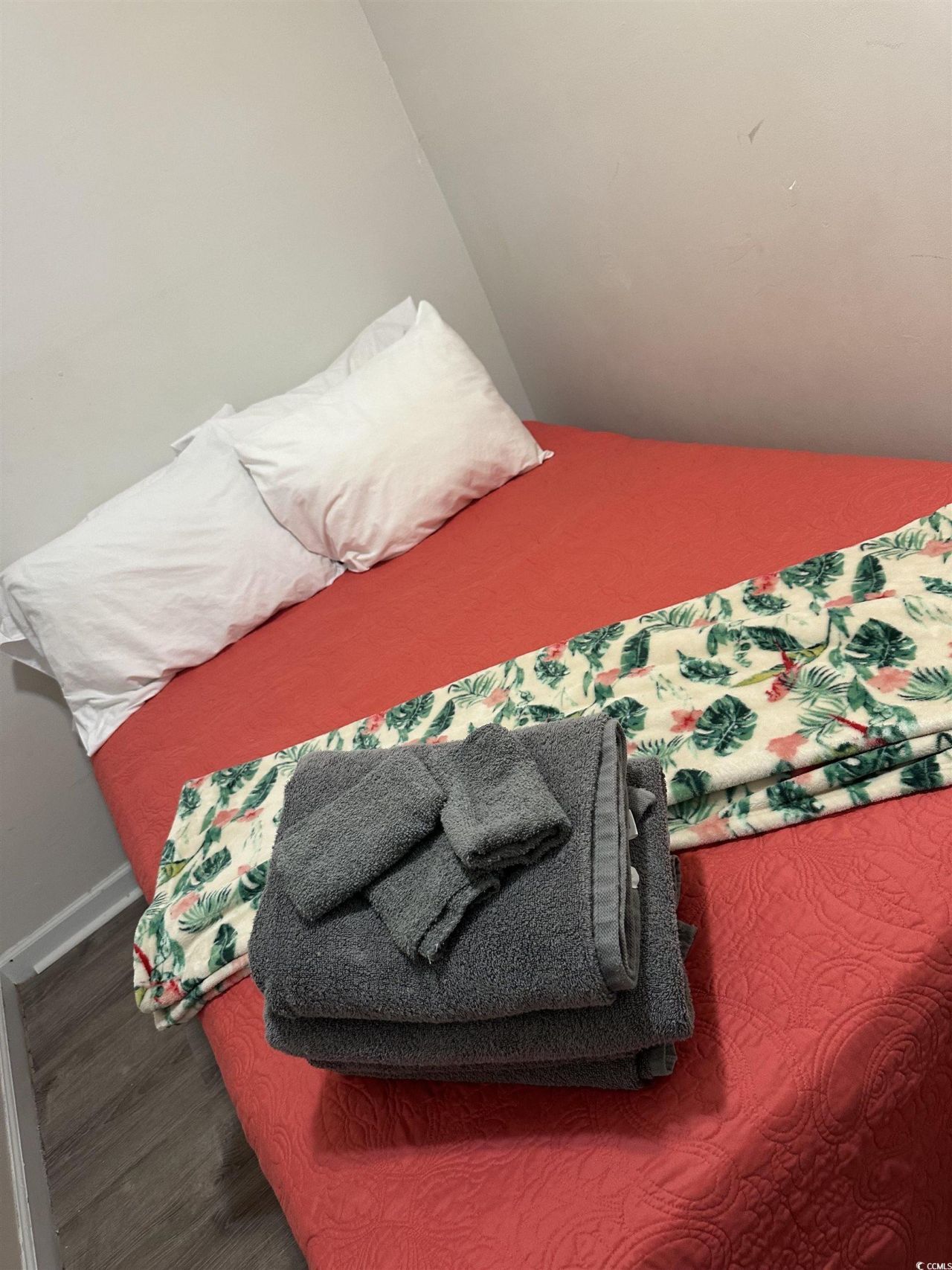 215 Atlantic Ave. Photo 15