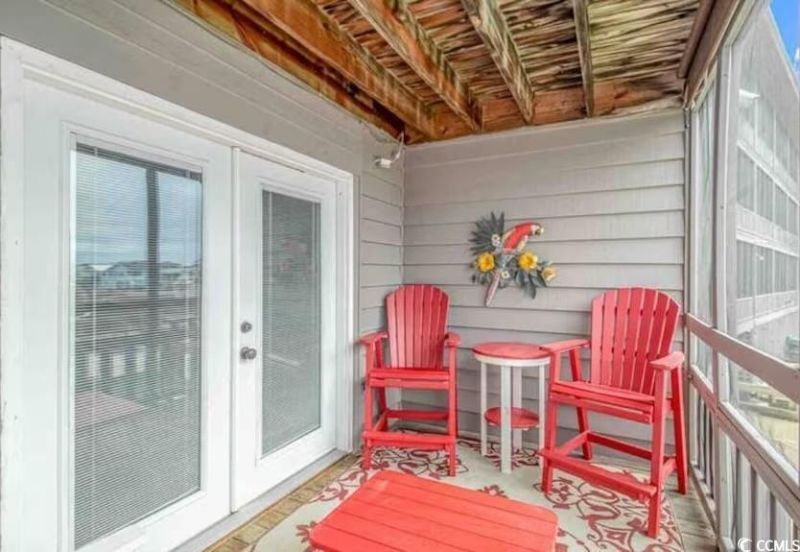 215 Atlantic Ave. Photo 5