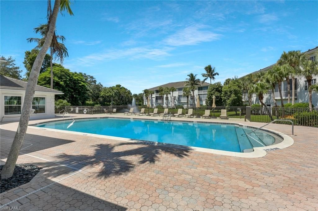 831 Sailaway Ln, Unit 203, Naples, FL 34108 Photo