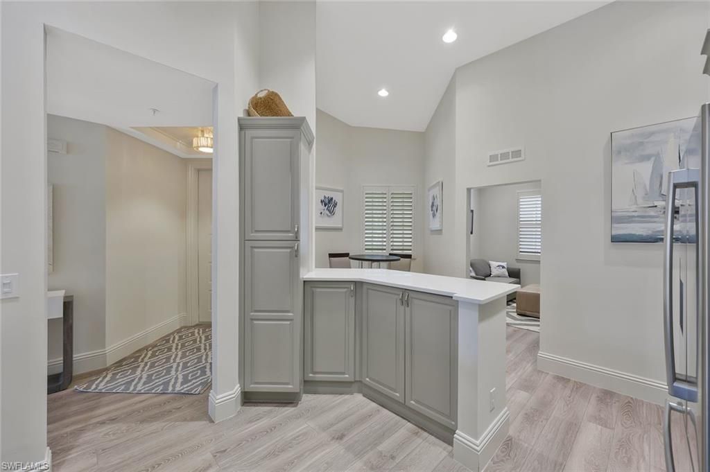 831 Sailaway Ln, Unit 203, Naples, FL 34108 Photo